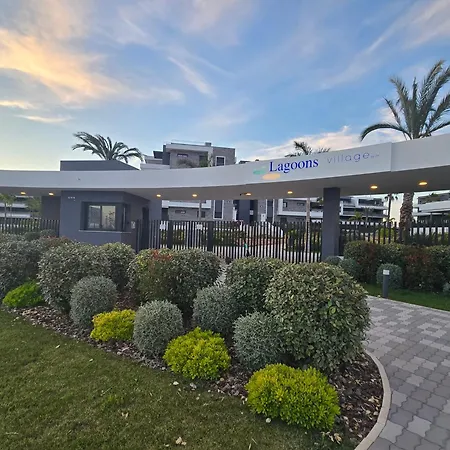 Marla Lagoons Village Apartment *