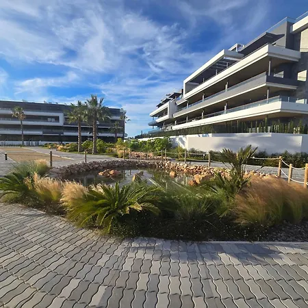Marla Lagoons Village Apartment *